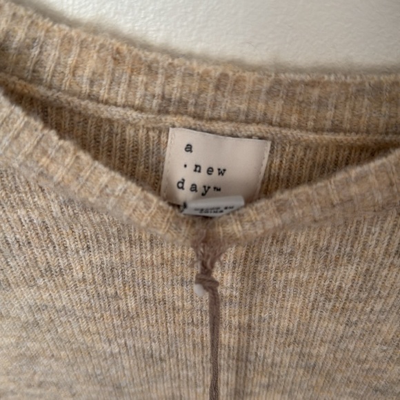 Sweater dress-nwt - Picture 3 of 8